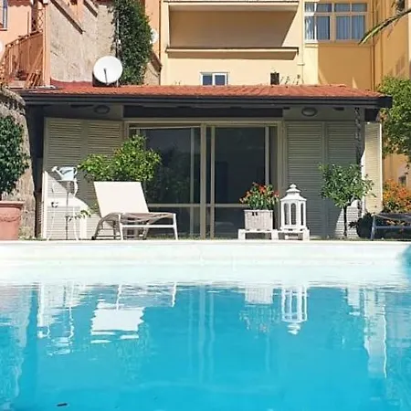 Casa Castagna 4*