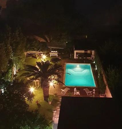 فندق مبيت وإفطار Casa Castagna *