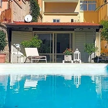 Casa Castagna Nocleg ze śniadaniem Caserta